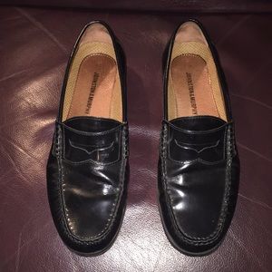 Johnston & Murphy Men’s 9M leather penny loafer